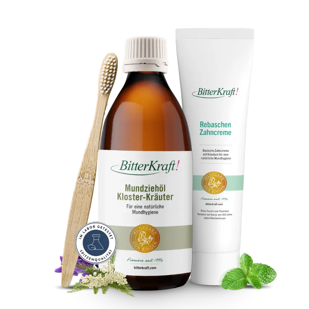 Mundhygiene mit Mundziehöl, Zahncreme und Bambus-Zahnbürste